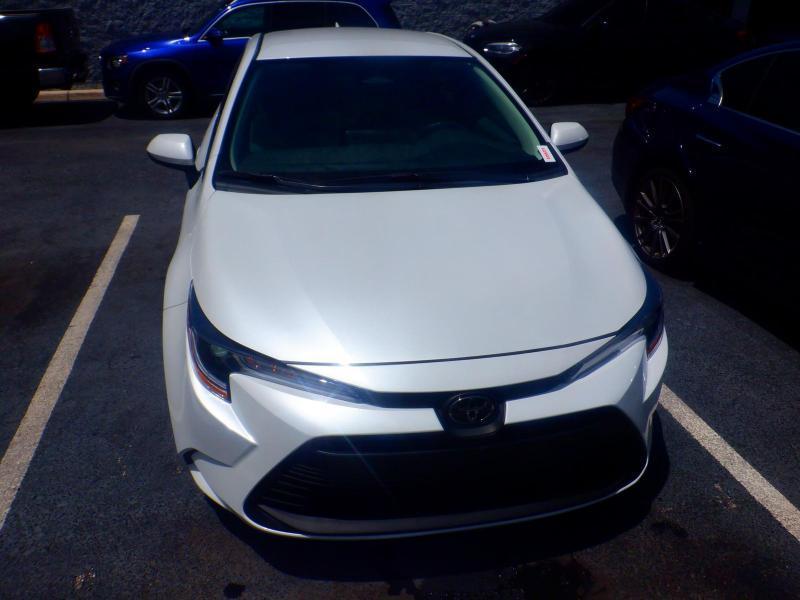 Toyota Corolla LE 2025