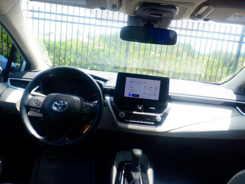 Toyota Corolla LE 2025