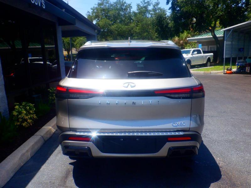 Infiniti QX60  2023