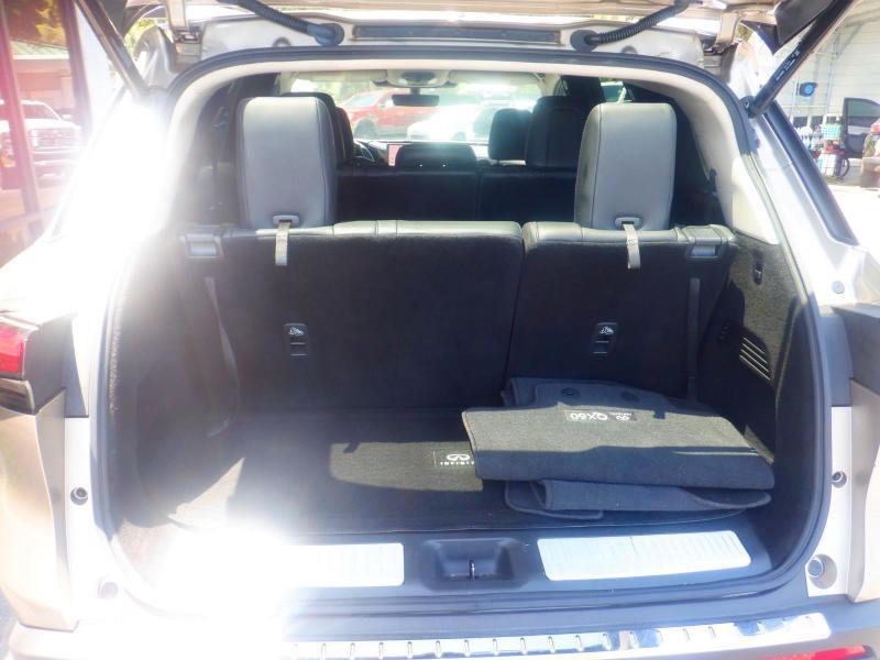 Infiniti QX60  2023