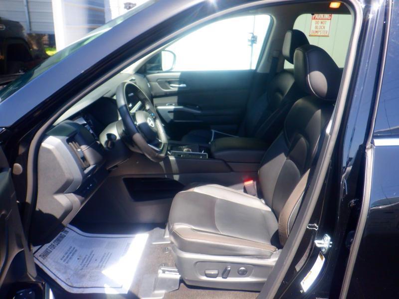 Nissan Pathfinder  2025
