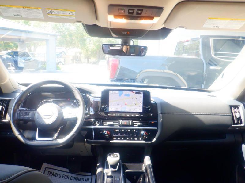 Nissan Pathfinder  2025