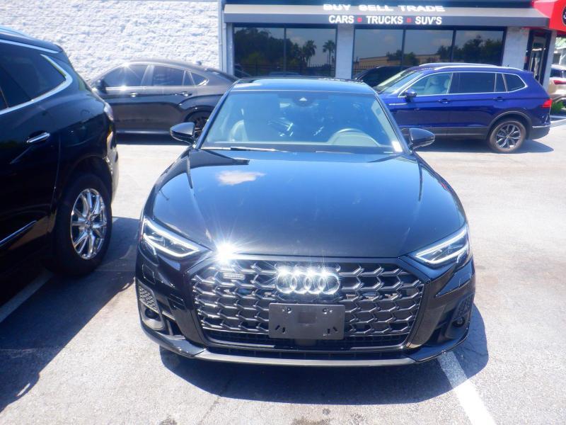 Audi A8  2023