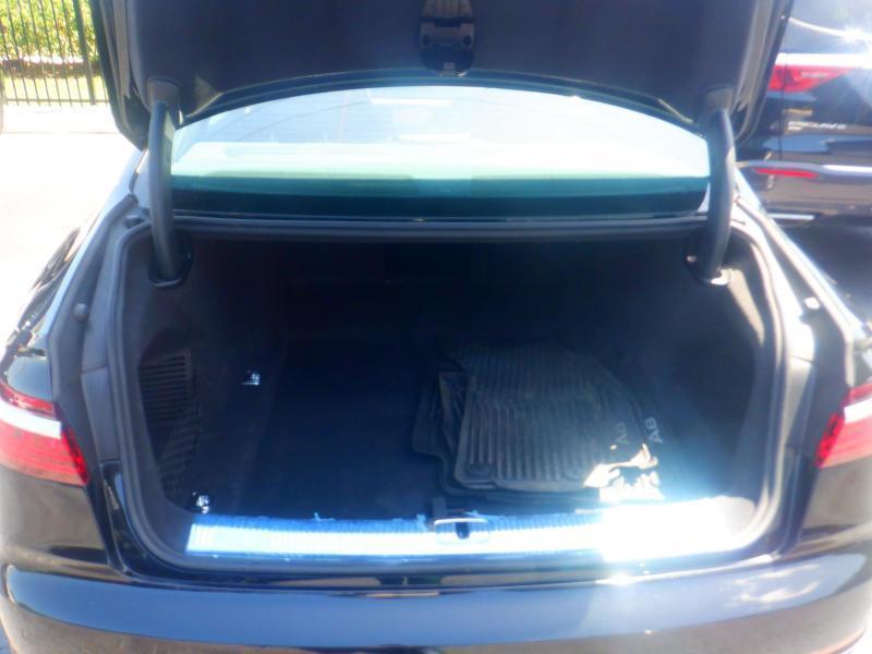 Audi A8  2023