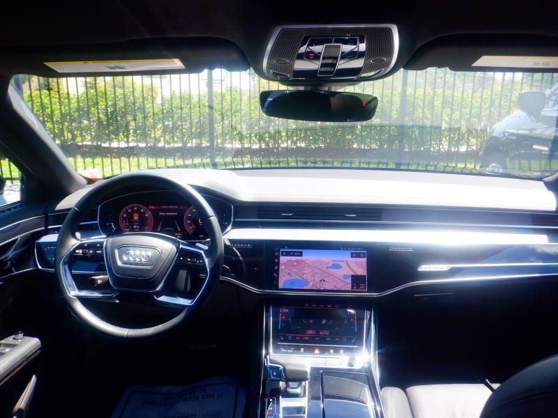 Audi A8  2023