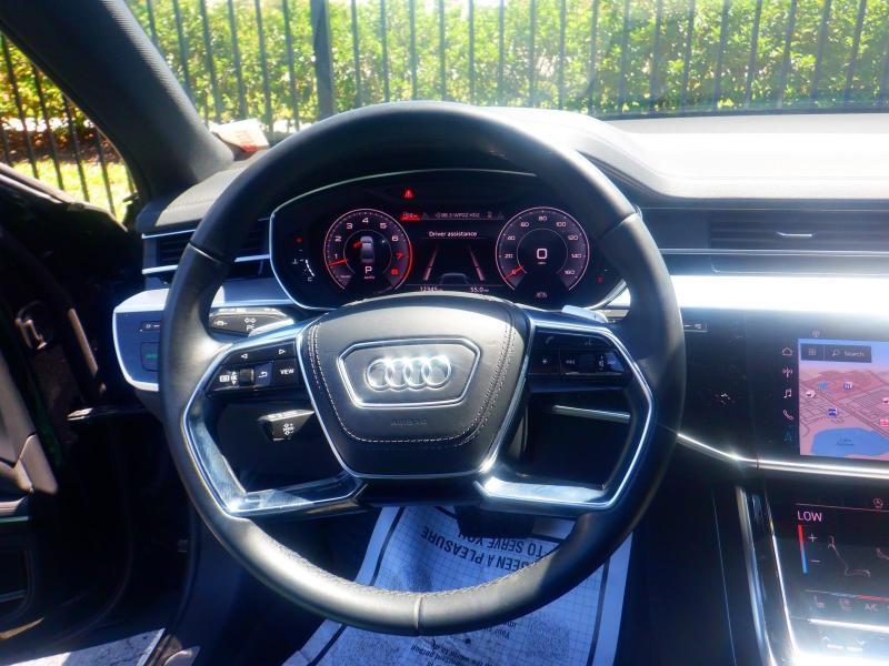 Audi A8  2023