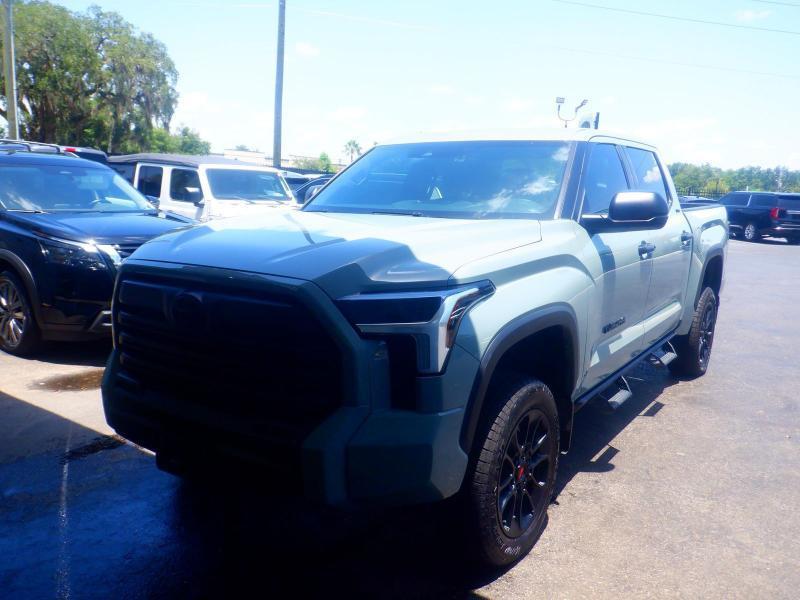 Toyota Tundra  2025
