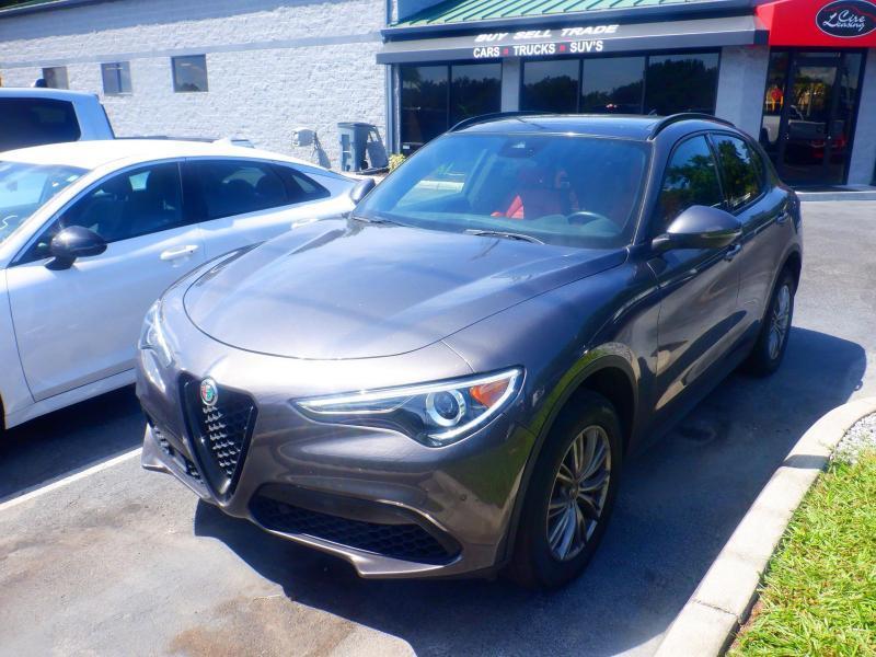 Alfa Romeo Stelvio  2023