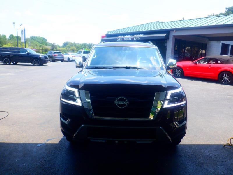 Nissan Armada  2021