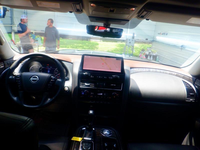 Nissan Armada  2021