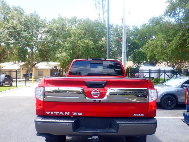 Nissan Titan XD  2019