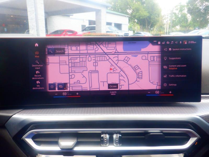 BMW 3-Series  2024