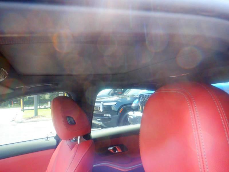 BMW 3-Series  2024