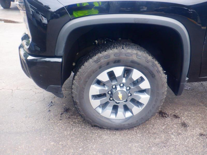 Chevrolet Silverado 2500HD  2025