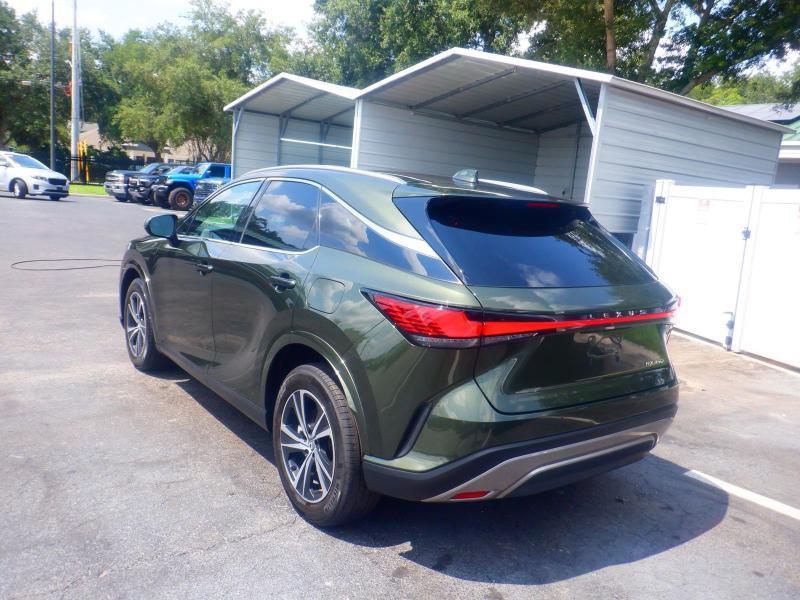 Lexus RX  2024