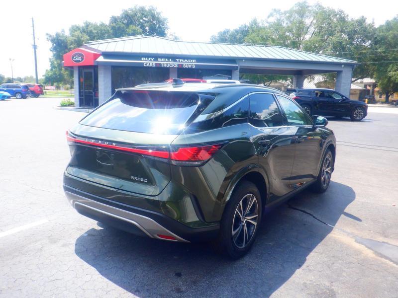 Lexus RX  2024