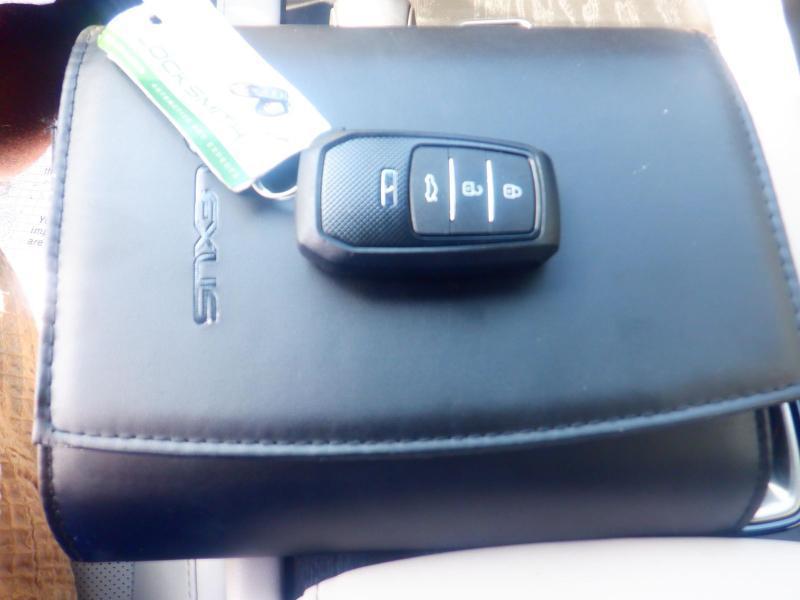 Lexus RX  2024