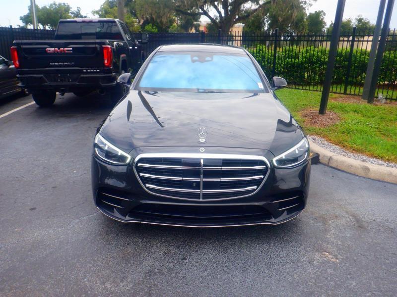 Mercedes-Benz S-Class  2023