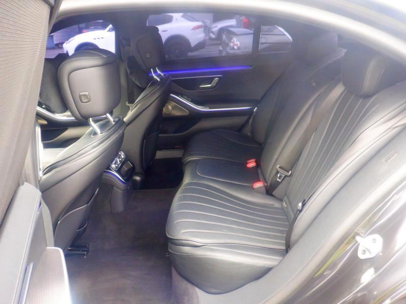 Mercedes-Benz S-Class  2023