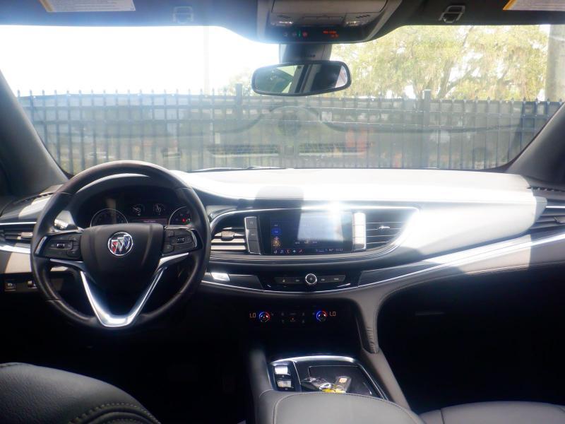 Buick Enclave Essence AWD 2023
