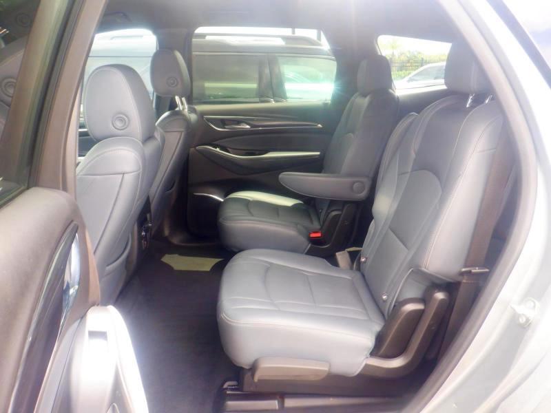 Buick Enclave Essence AWD 2023