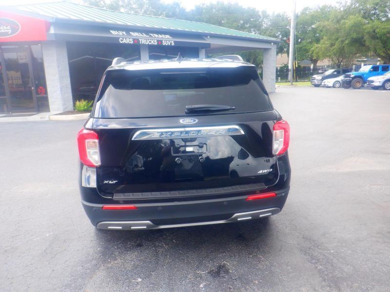 Ford Explorer  2023