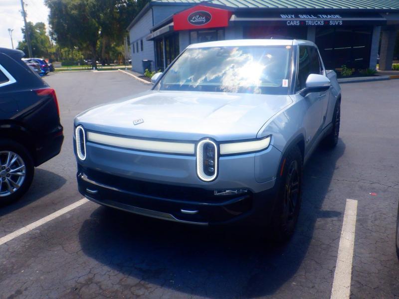 Rivian R1T  2024