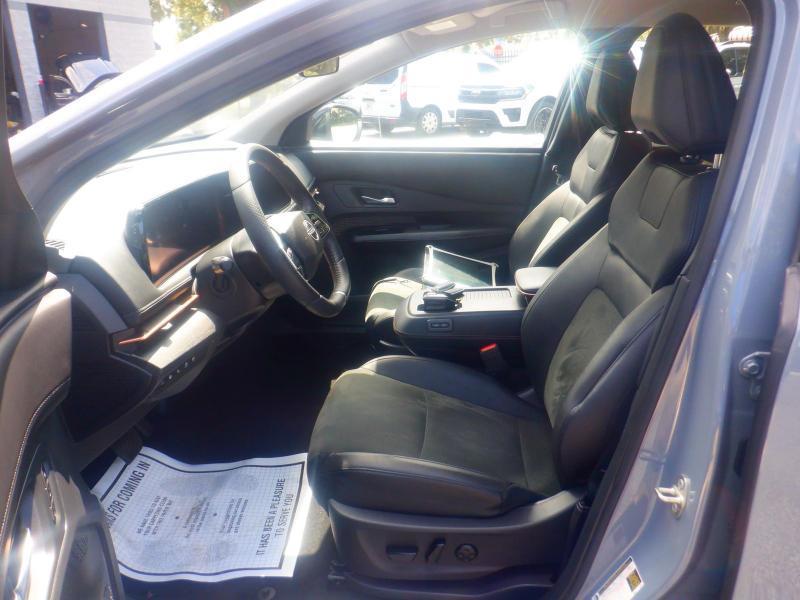 Nissan Ariya  2024