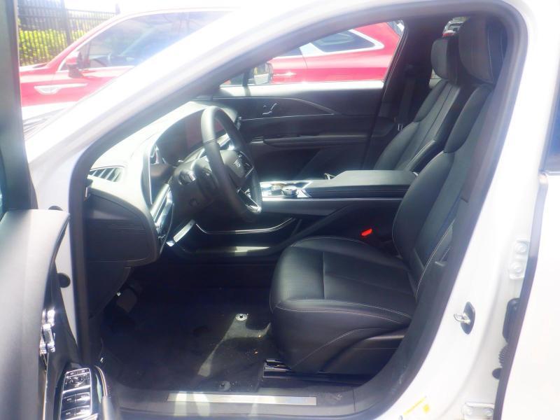 Cadillac Lyriq  2024