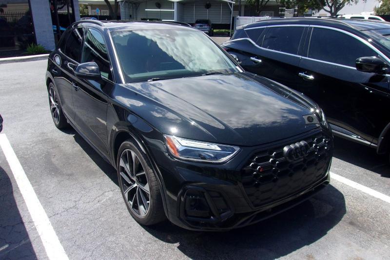 Audi SQ5  2023