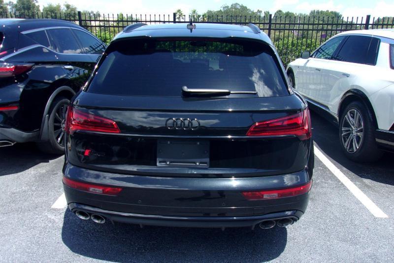 Audi SQ5  2023