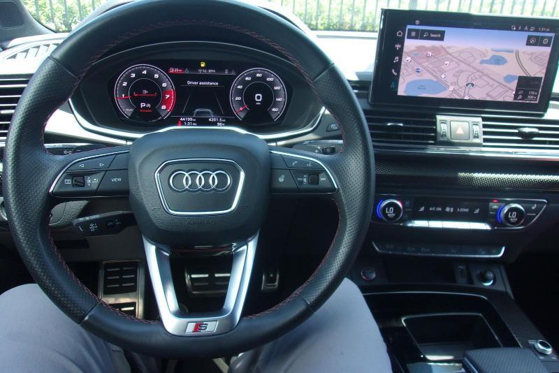 Audi SQ5  2023