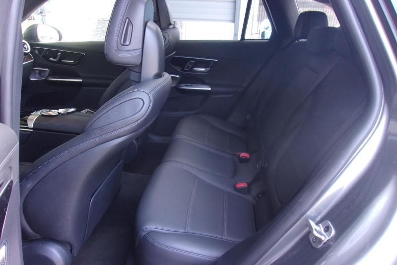 Mercedes-Benz GLC-Class  2023