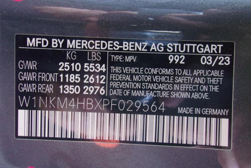 Mercedes-Benz GLC-Class  2023