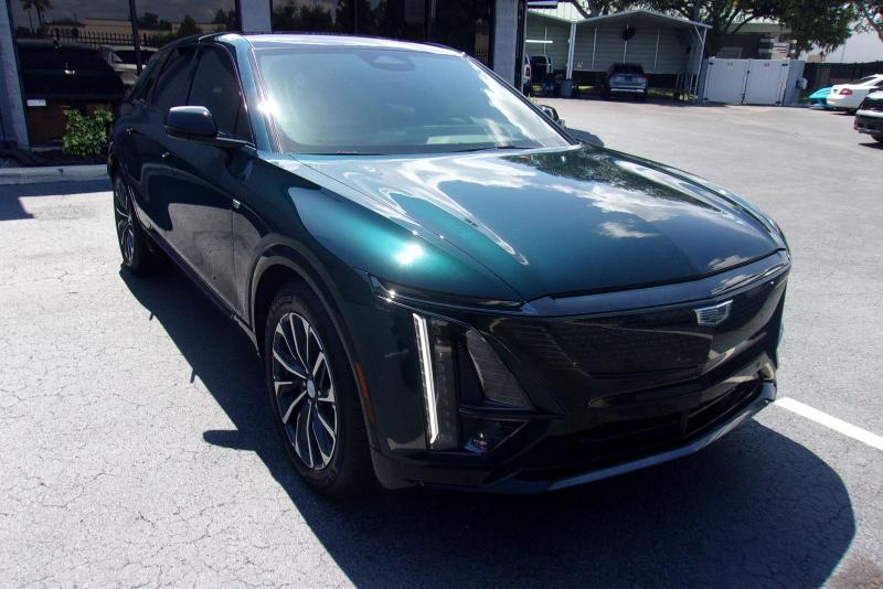 Cadillac Lyriq  2024