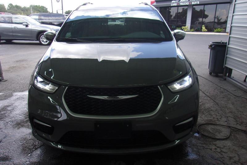 Chrysler Pacifica Hybrid  2023