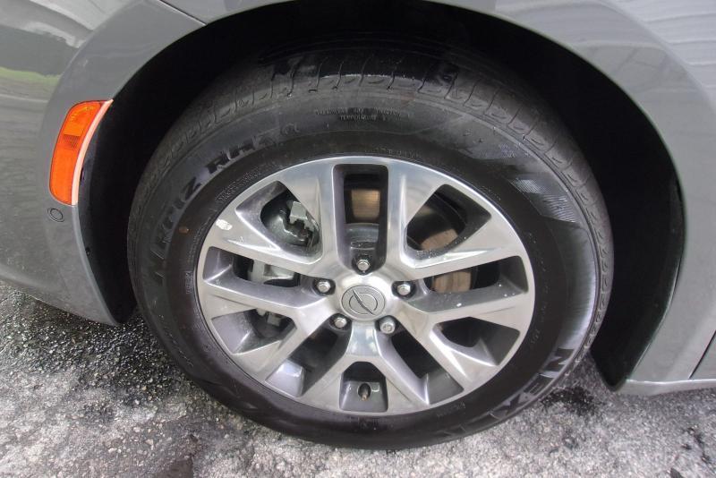 Chrysler Pacifica Hybrid  2023