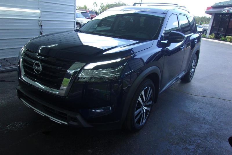 Nissan Pathfinder  2023