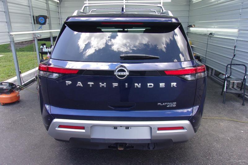 Nissan Pathfinder  2023