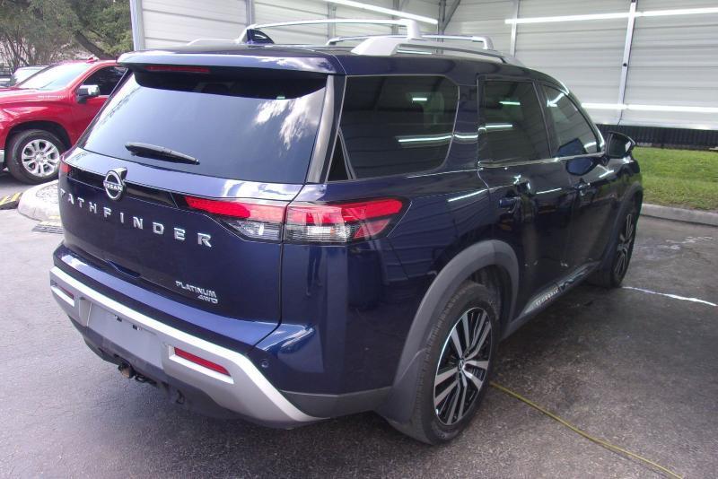 Nissan Pathfinder  2023