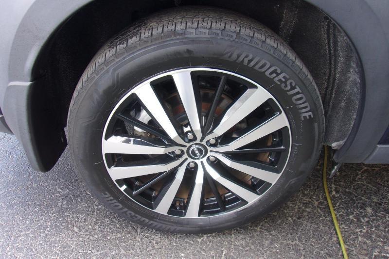 Nissan Pathfinder  2023