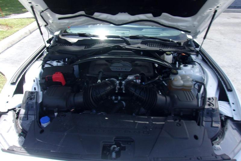 Ford Mustang  2025
