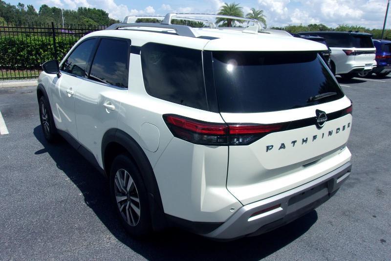 Nissan Pathfinder  2024