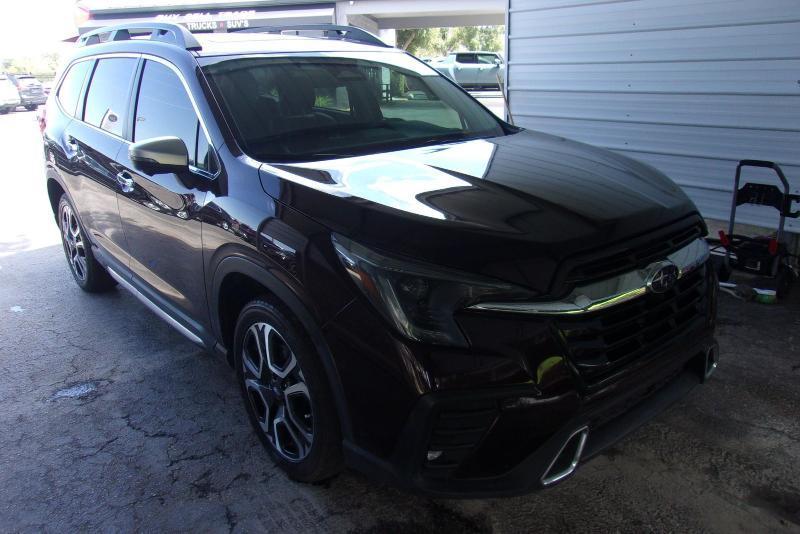 Subaru Ascent Touring 2023