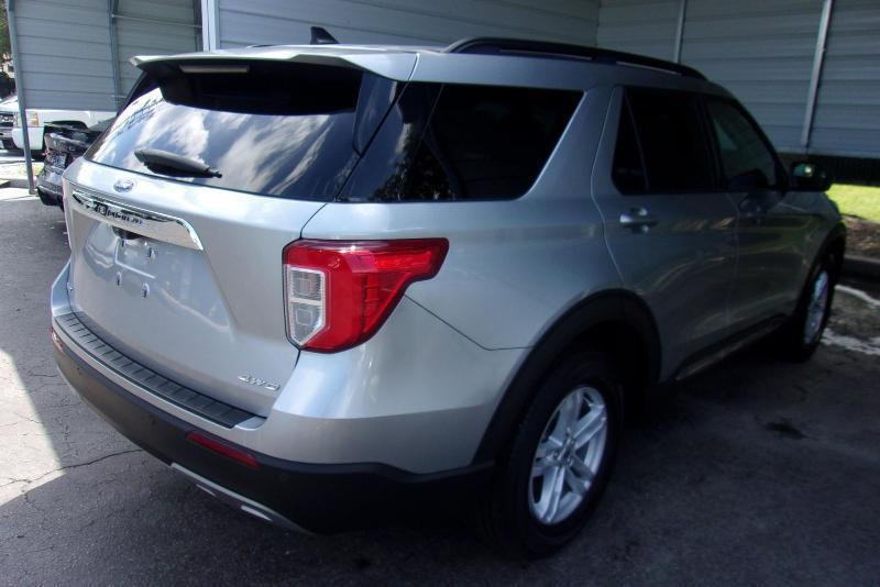 Ford Explorer XLT 2022