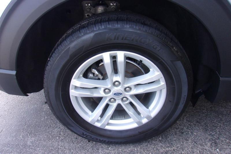 Ford Explorer XLT 2022