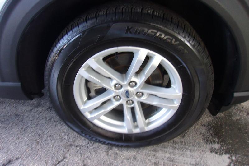 Ford Explorer XLT 2022