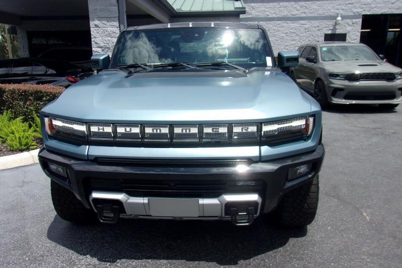 GMC HUMMER EV  2024