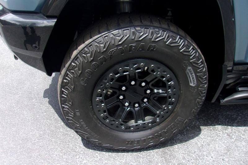 GMC HUMMER EV  2024