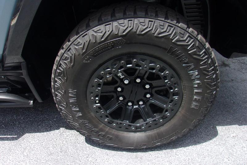 GMC HUMMER EV  2024